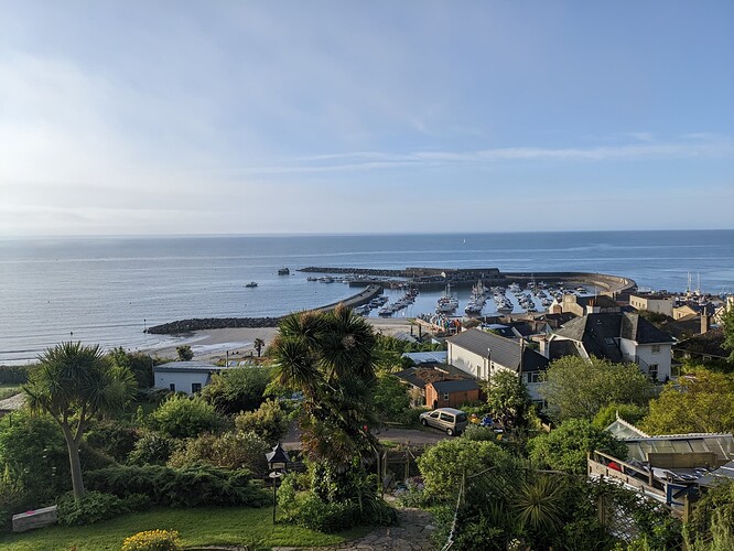 PXL_20220522_055118963