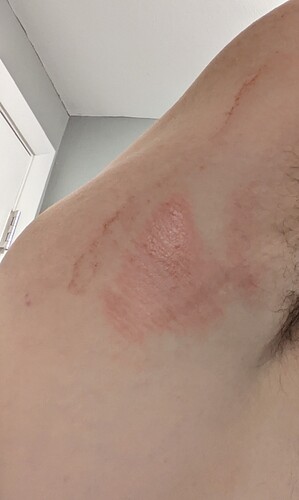 PXL_20220418_231132610~2